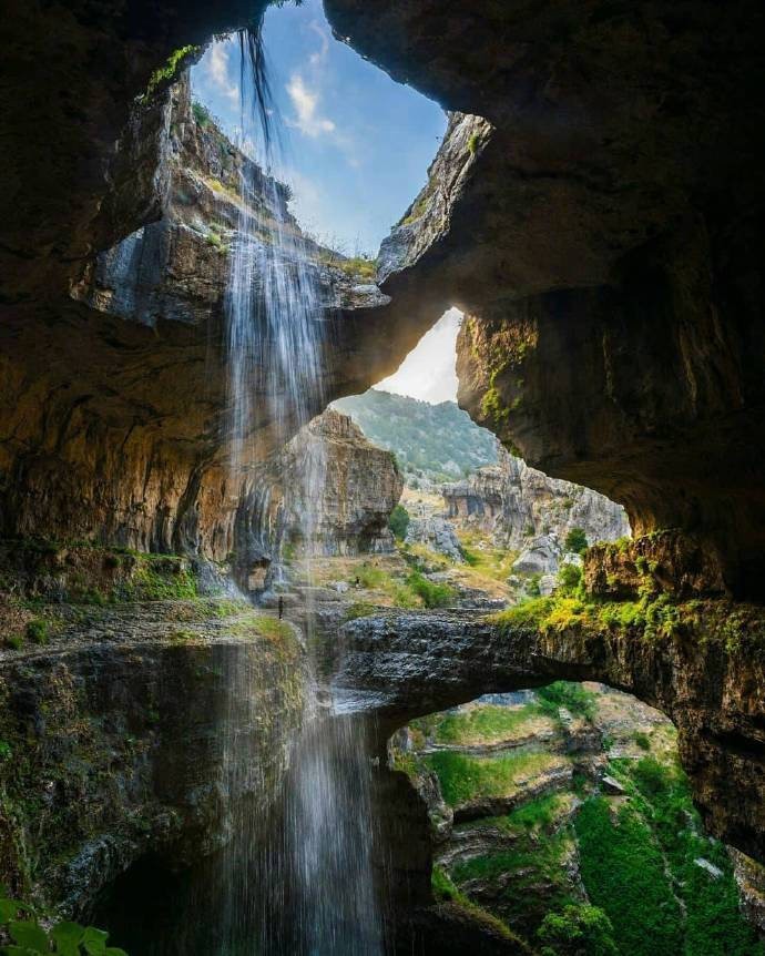 Ливан, Ущелье Баатара, водопад